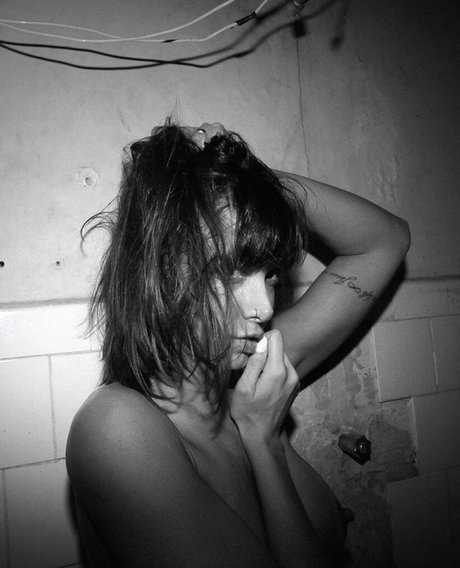 Emmanuelle Guimaraes model high quality gallery