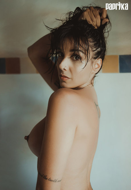 Emmanuelle Guimaraes adult model images