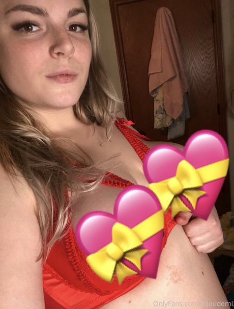 Bijou Demi model perfect images