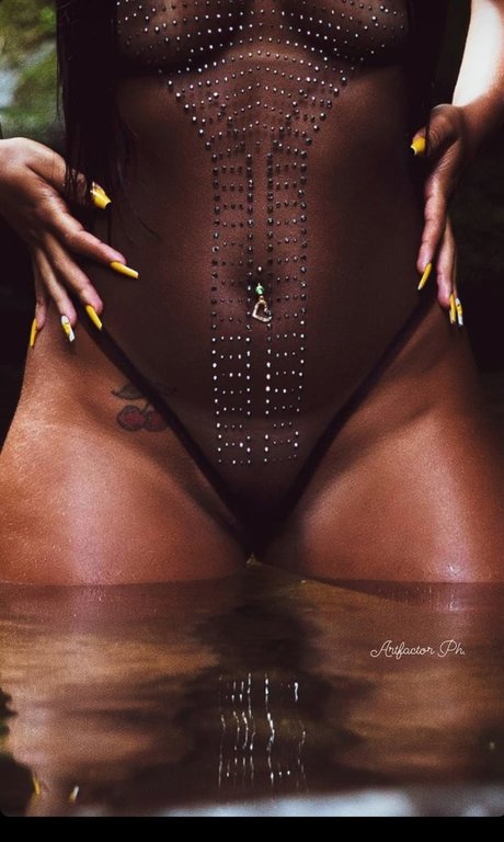 Malu Bastos perfect pornstar archive