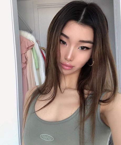 bodybuilder male onlyfans art nude photos