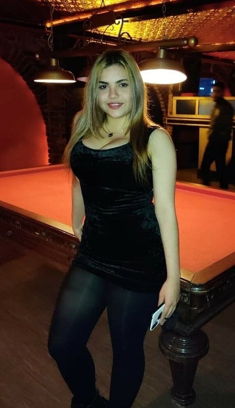 Yetzabell hd pornstar img