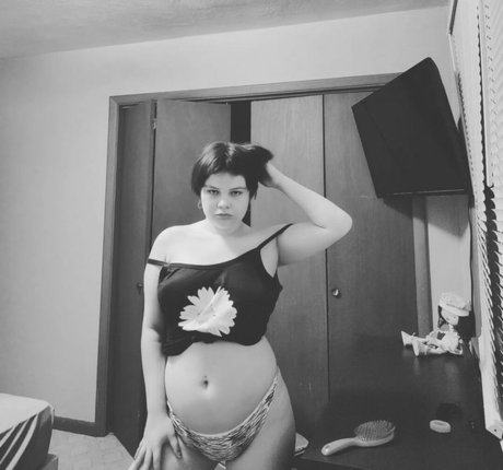 mother daughter onlyfans porno pictures