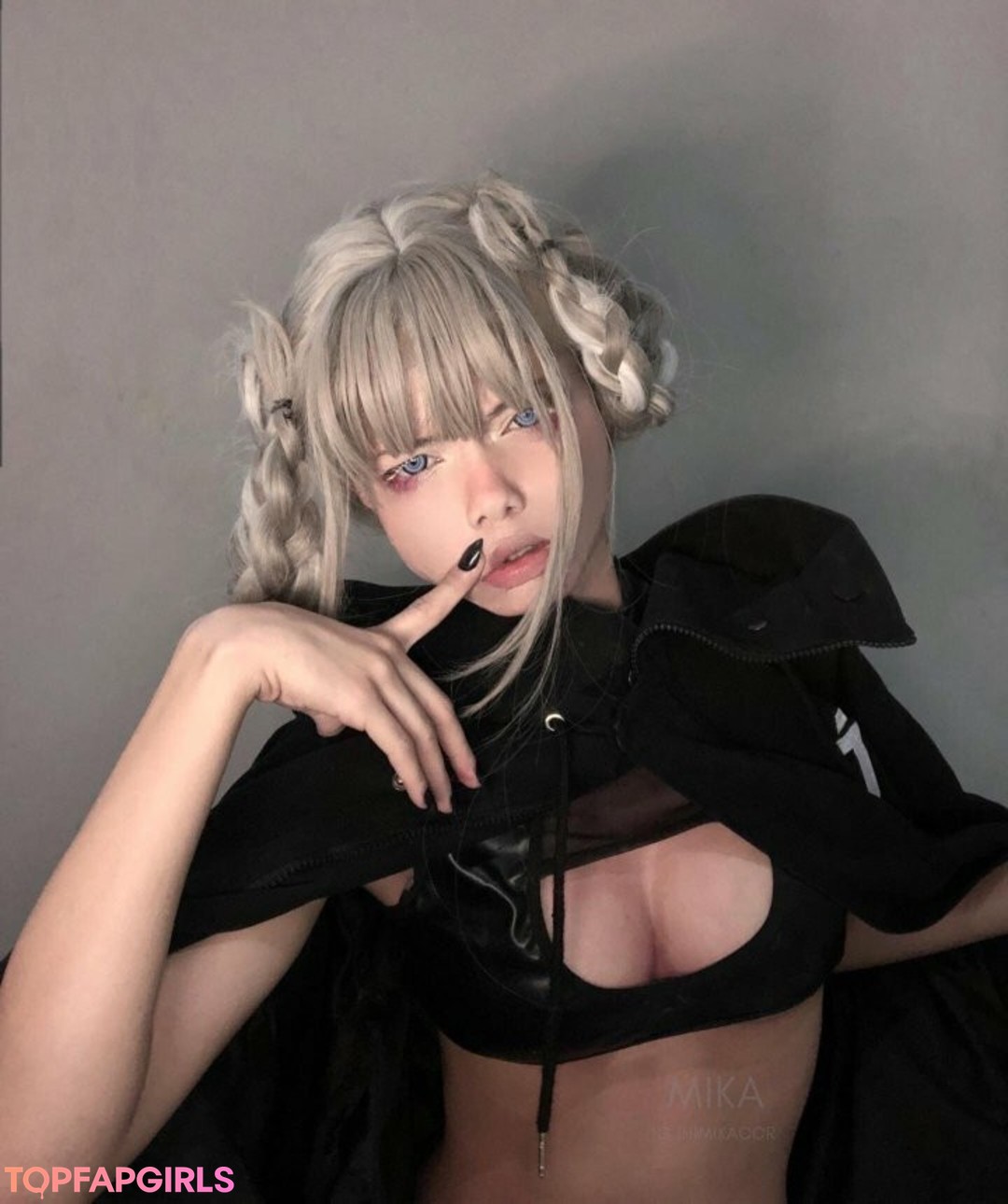 mikaccr exclusive pornstar picture