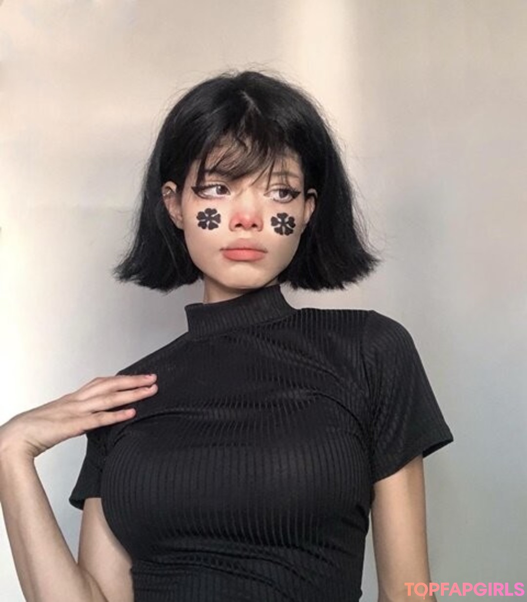mikaccr pornstar pretty photo
