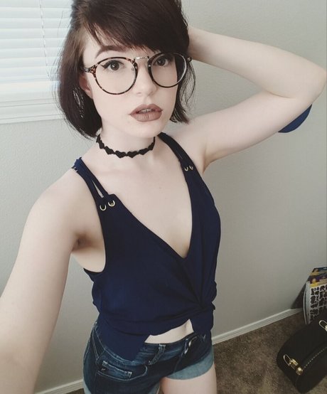 Brialeigh naked pornstar img