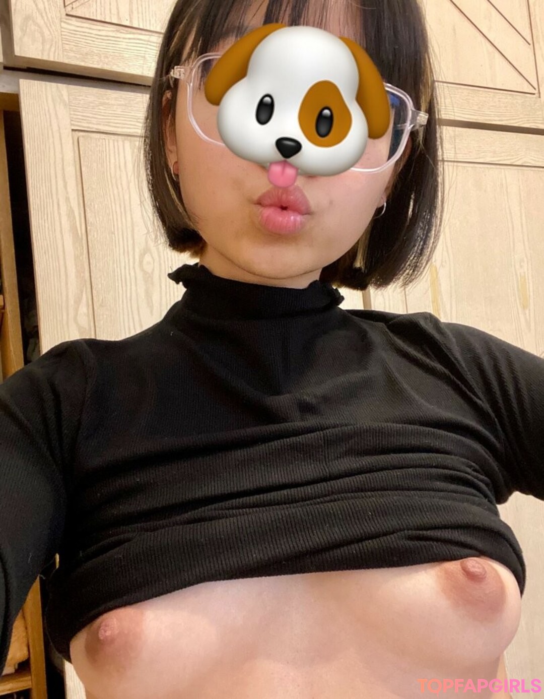 geneegene star adult galleries