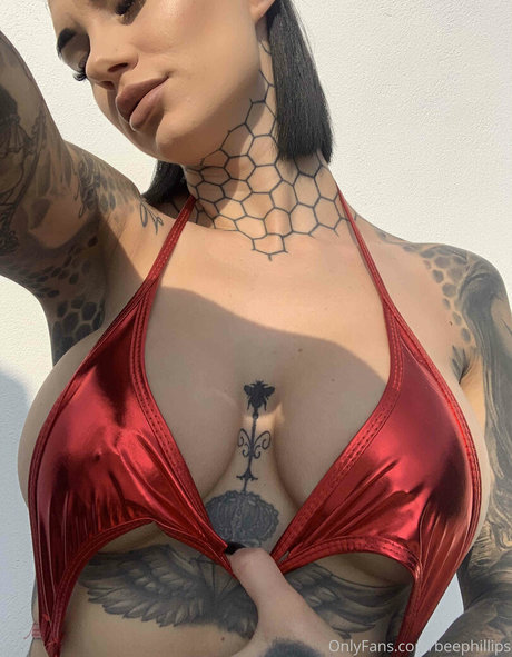 beephillips hot star photos