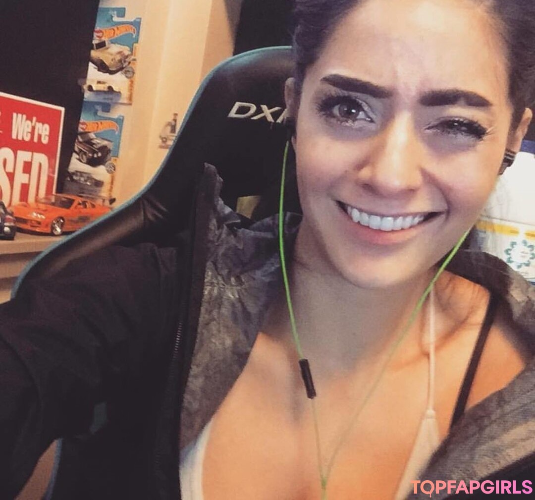 twomgovercsquared model beautiful pictures