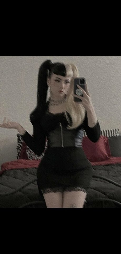 Emma Langevine pornographic model images