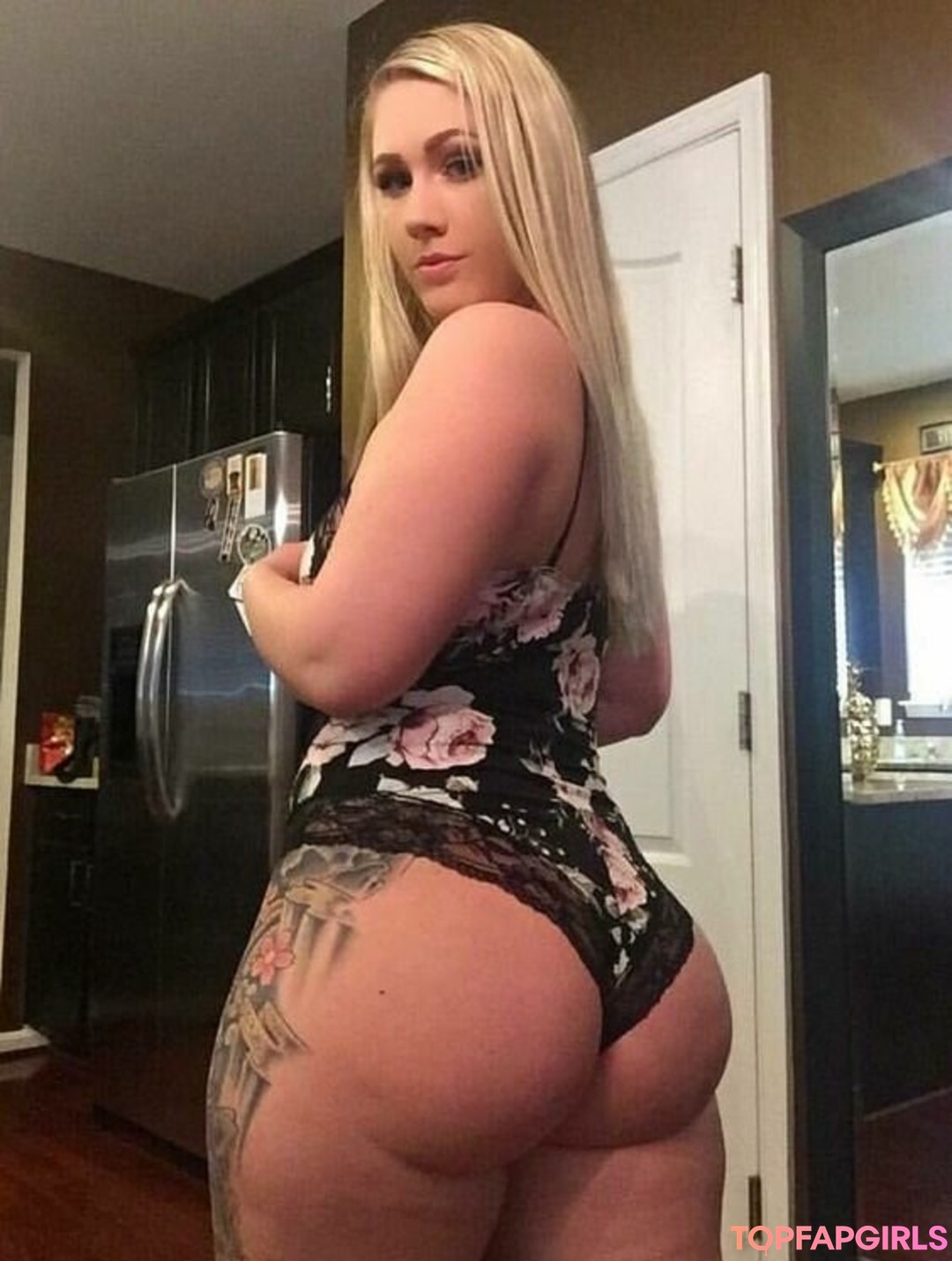 therealsnowphat sexy pornstar archive