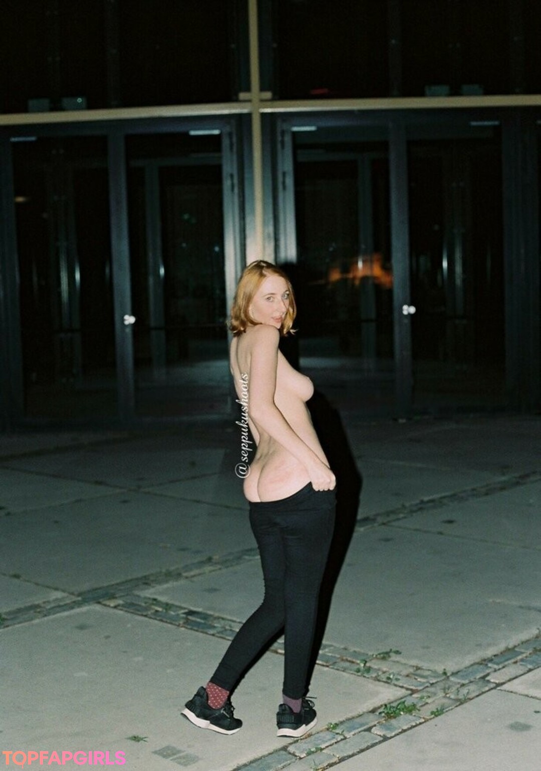 omethingaboutolive art actress archive