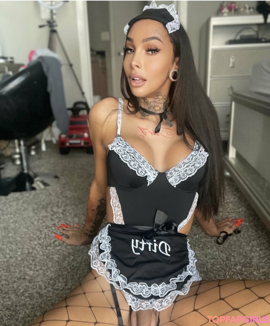 Thejadedoll model hot picture