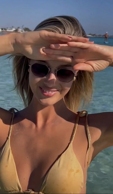 Viky Varga best pornstar pic