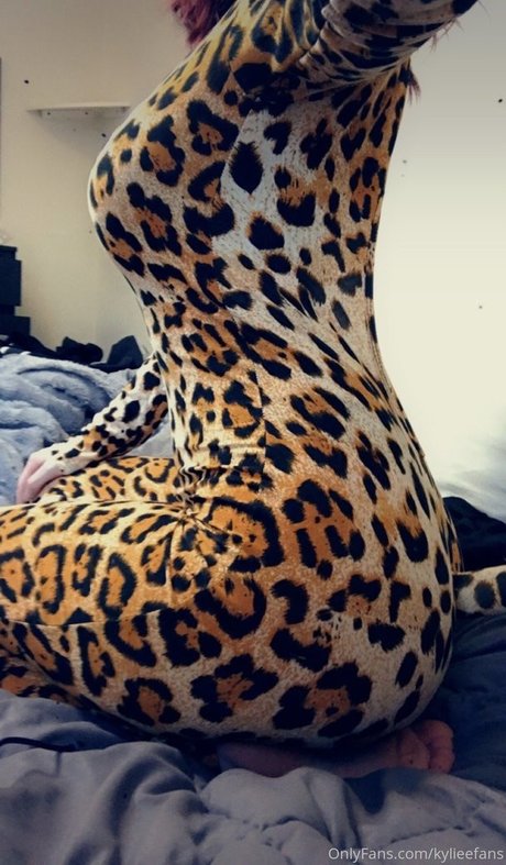 teen topless onlyfans art porn picture