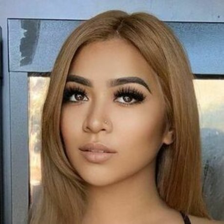 Vialoraine pornstar pretty images