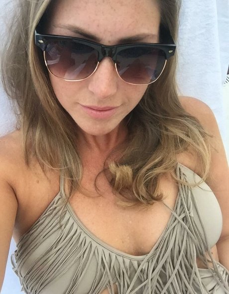 SweetHaleyGales model free pics