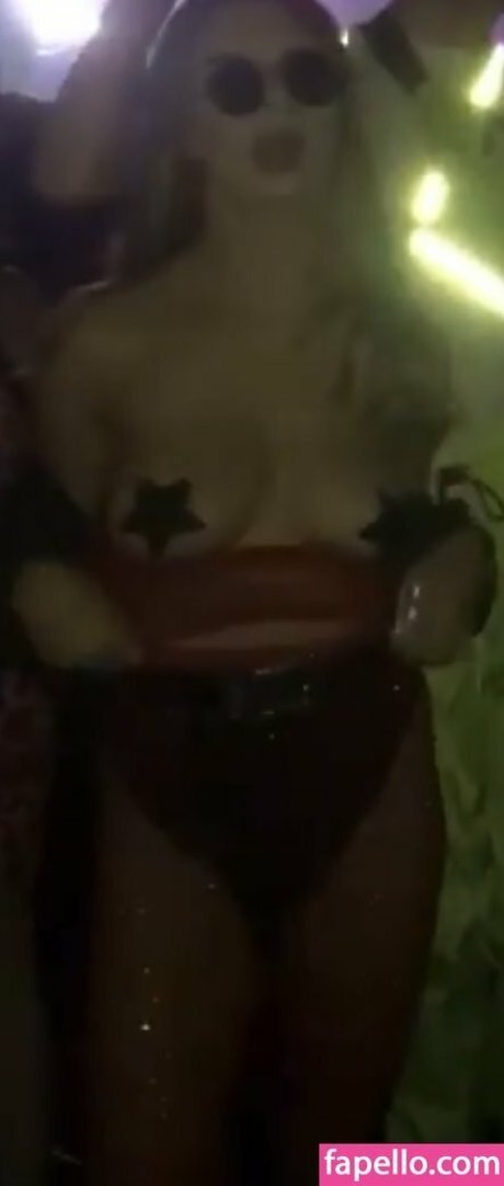 teeteexoxo naked pornstar archive