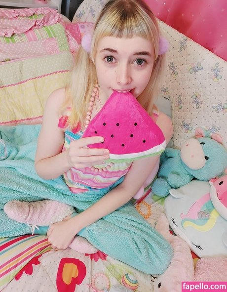 Princess Sarinna star beautiful image