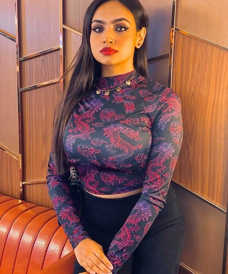 zamilah n xxx actress img