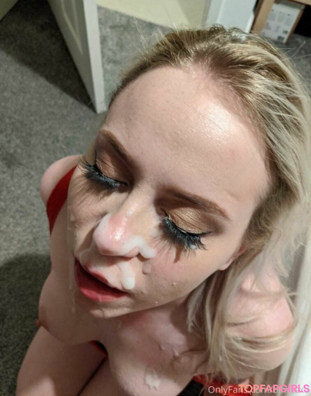 flat chested onlyfans sexy naked picture