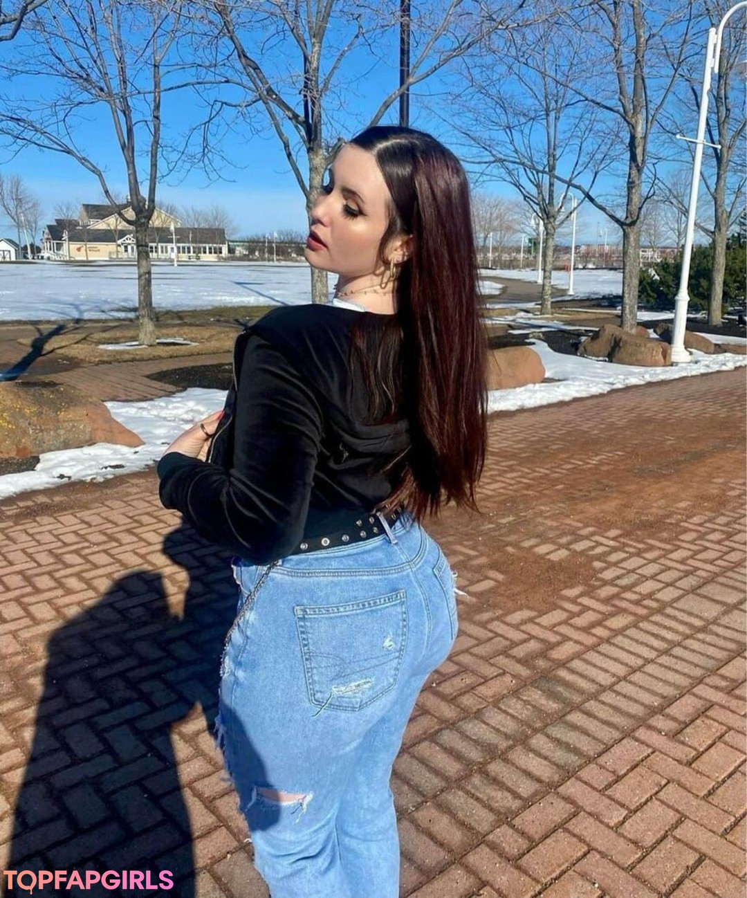 Sofia MacBeth pornstar img