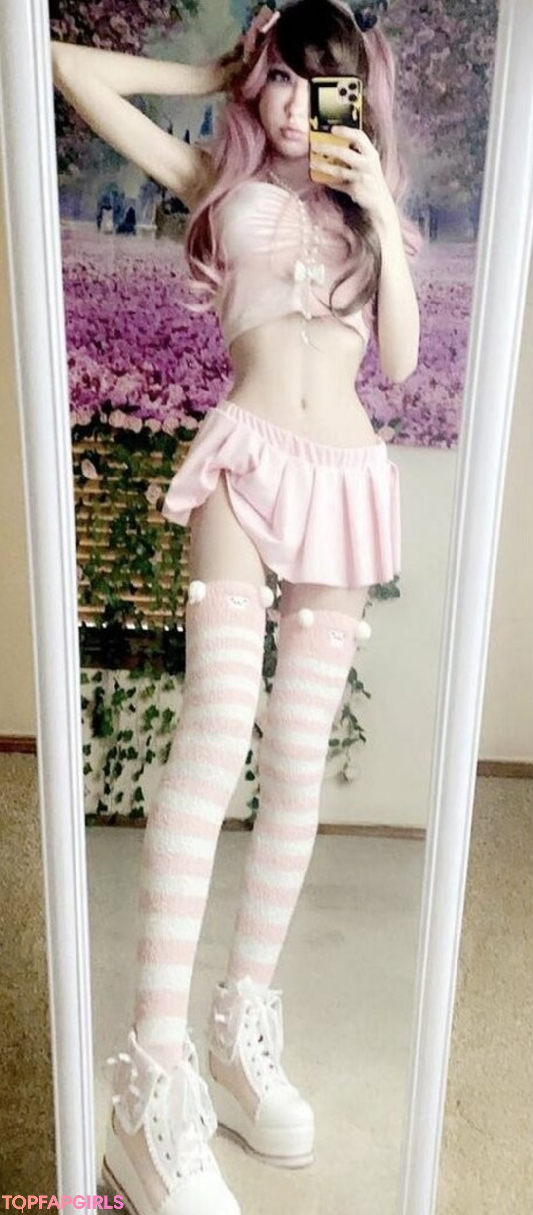 Faellu naked actress photos