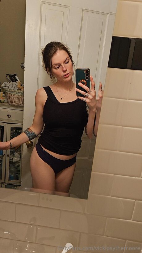 skinny big tits onlyfans art porn pictures