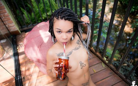 sasaricando pornstar sex pic