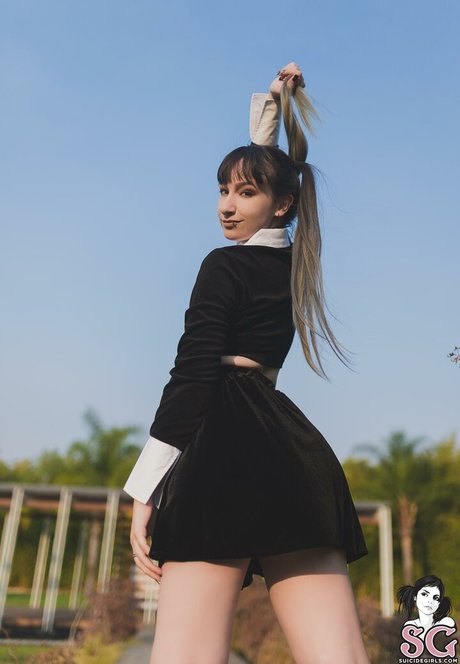 Aeterna high quality model picture