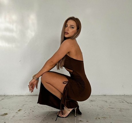 Anya Hryshchenko pornstar nice image