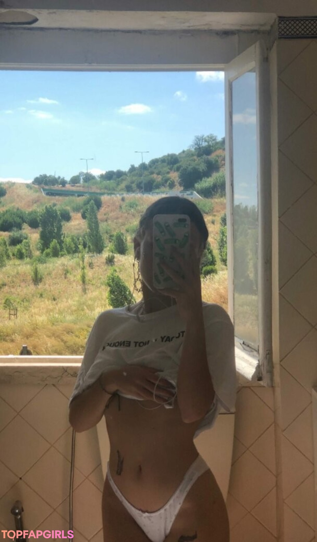 Damntae exclusive model galleries