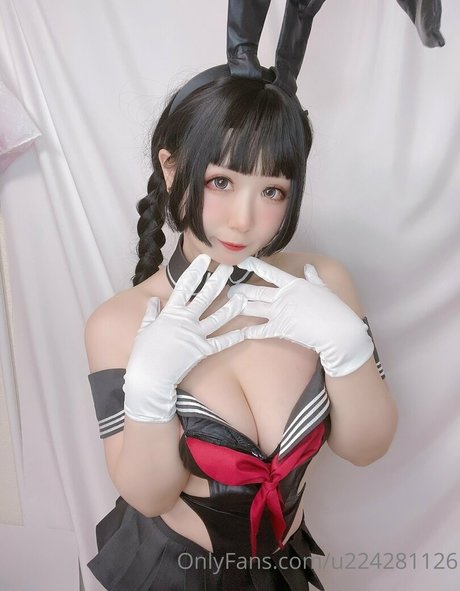 Nagame cos model sexy pic