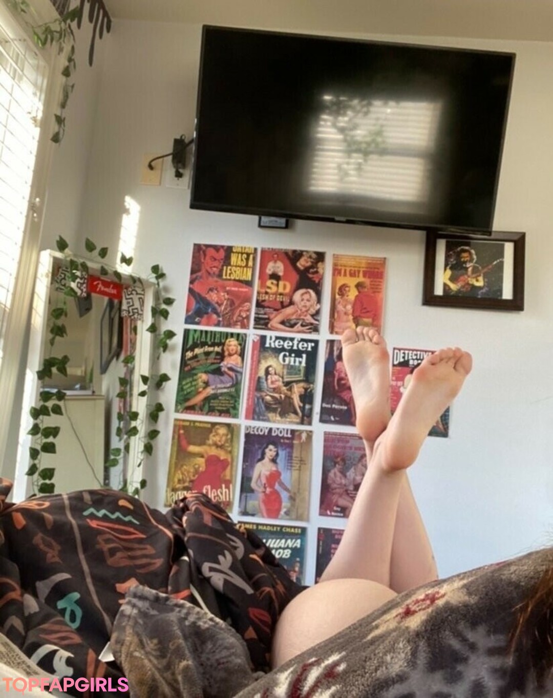Dumbk1tten pornstar top img