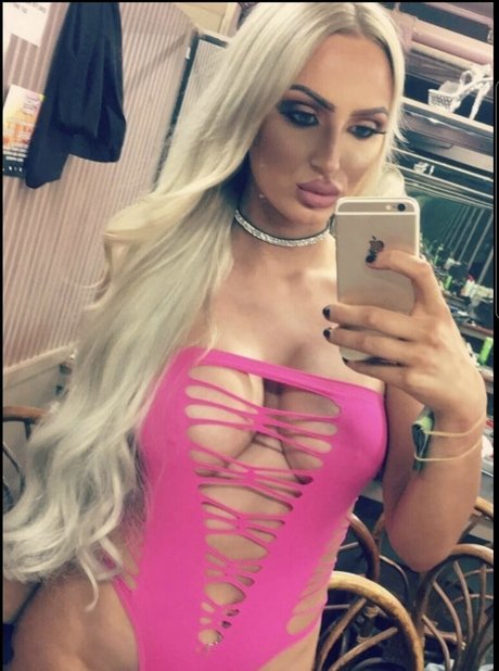 Blondedoll nice star pics