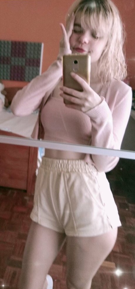 Mariikawa model nude pics