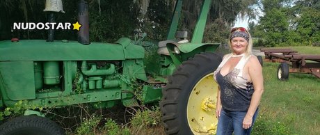 hotwifetara exclusive star gallery