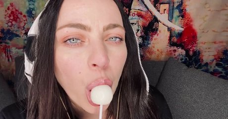 Jackie Does ASMR pretty model pictures