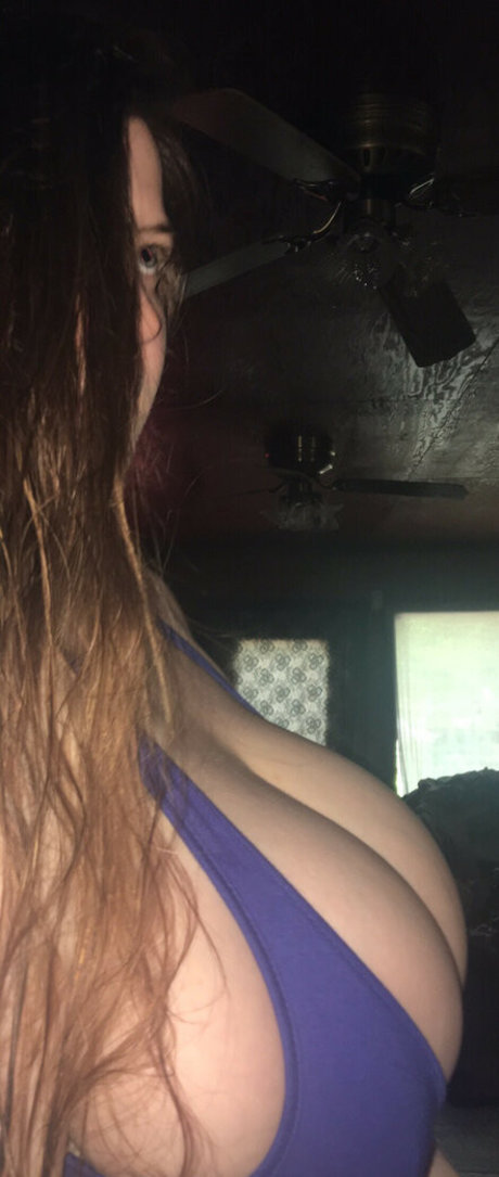 Manda Dawn porn actress images