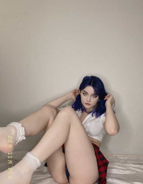 katieuhiguess art star gallery