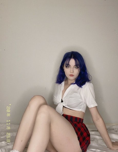 katieuhiguess erotic actress pics