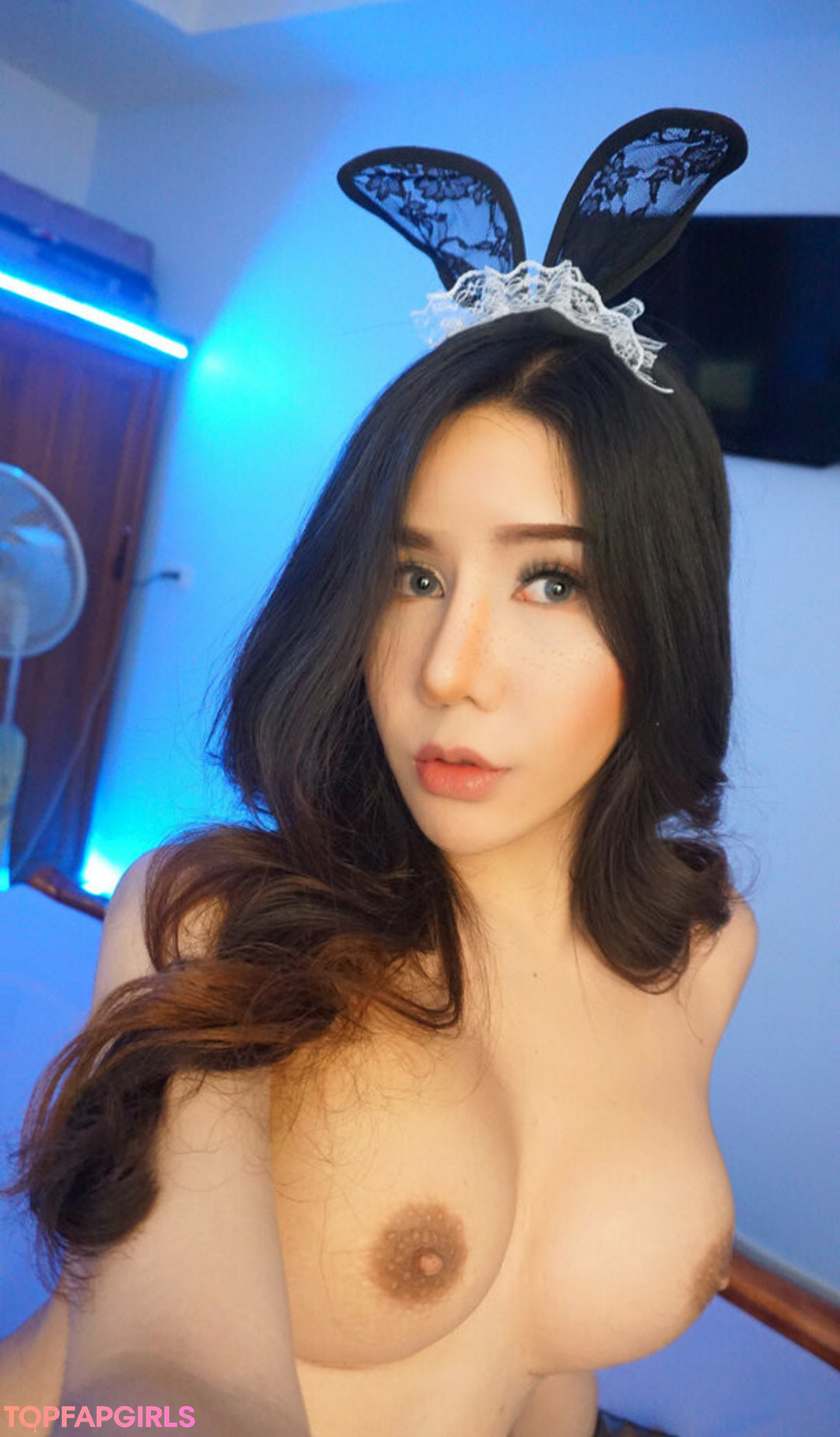 Cherry iiiii sexy actress image