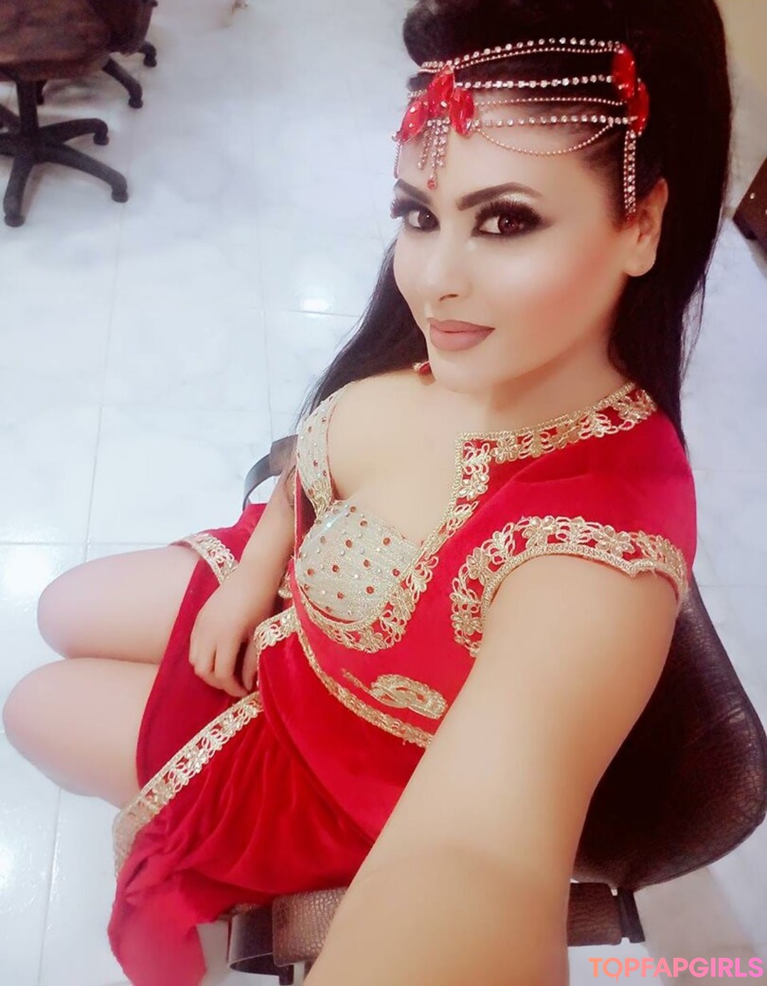 Narjes Beji adult model gallery