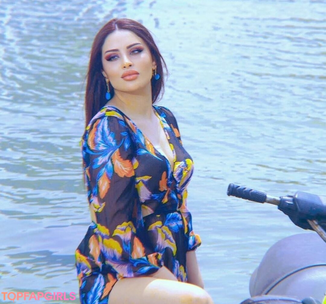 Sawssen Mbarek model free archive