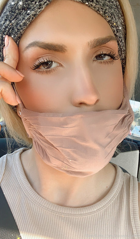 Vanessa9in pornstar nude pics