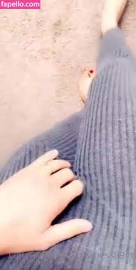 Vanessa9in xxx model photo