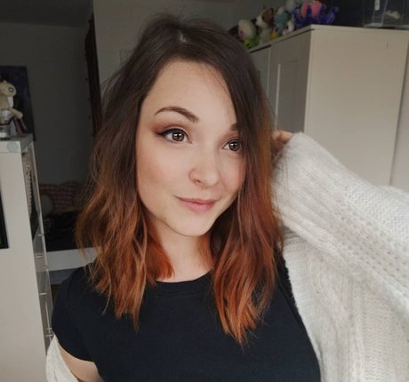 rainbowf0x porn actress photos