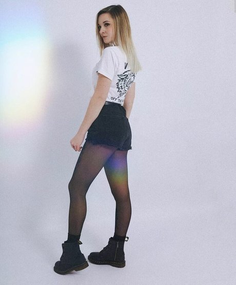 rainbowf0x model porn pics