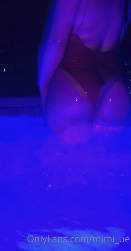 Mimiue_ top profile image