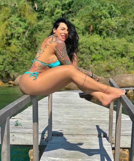 skinny big tits onlyfans free archive